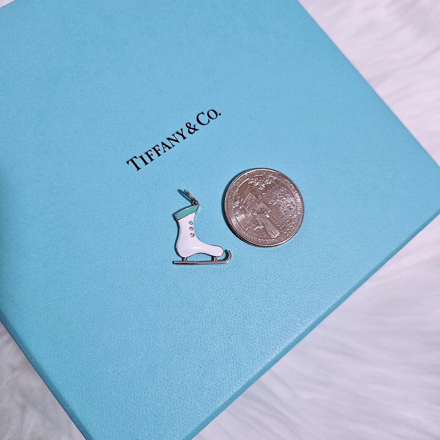 RARE Tiffany & Co. Ice Skates Shoes Platinum Diamond White Enamel Charm Pendant