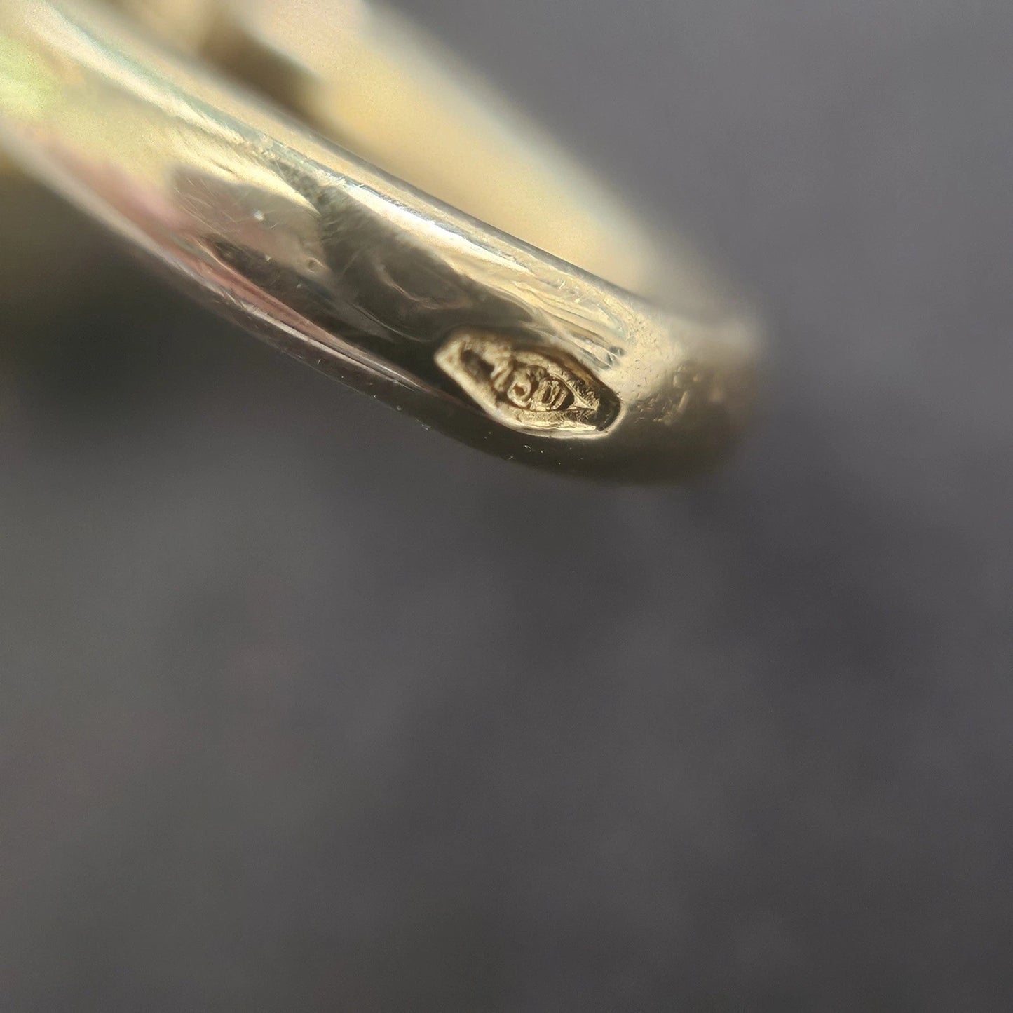RARE Pomellato Jewelry Queen Diamond 18k Yellow Gold Charm Pendant Movable Arms