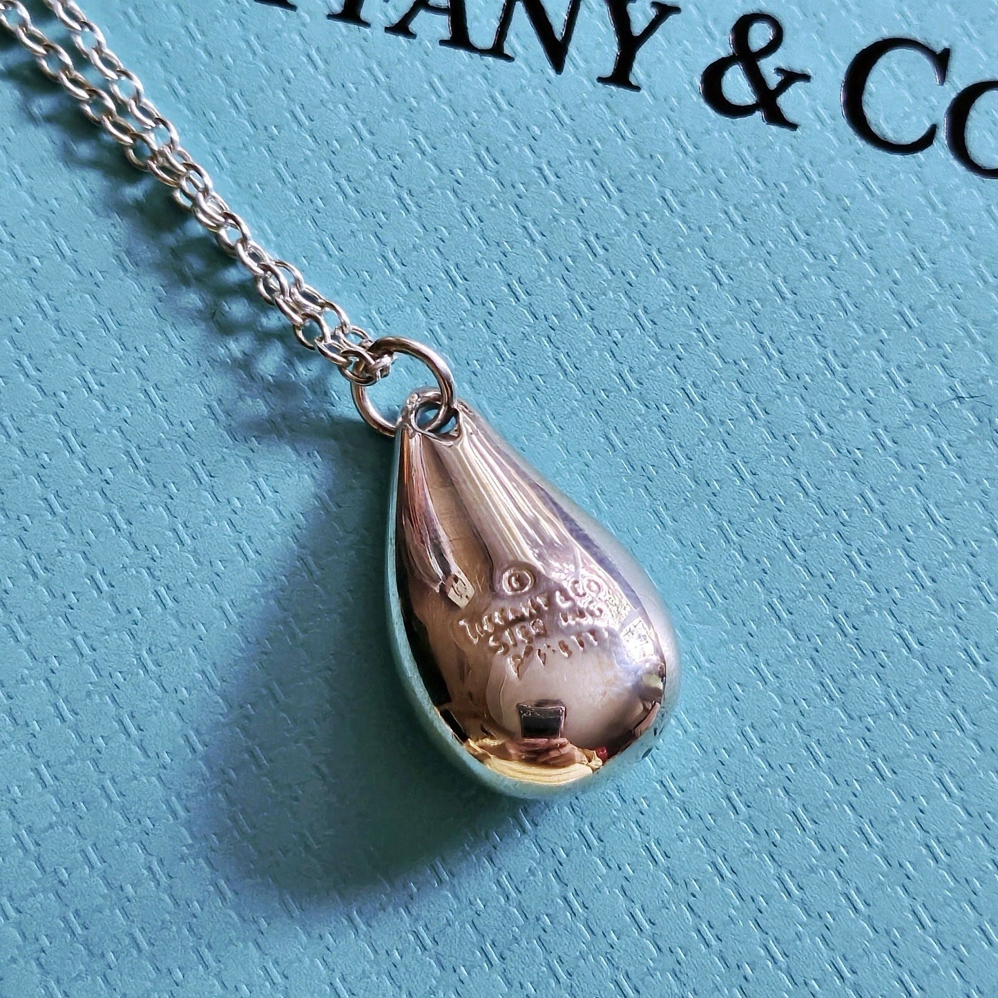Vintage Tiffany & Co. Elsa Peretti Teardrop Silver Bead Necklace 23.5”