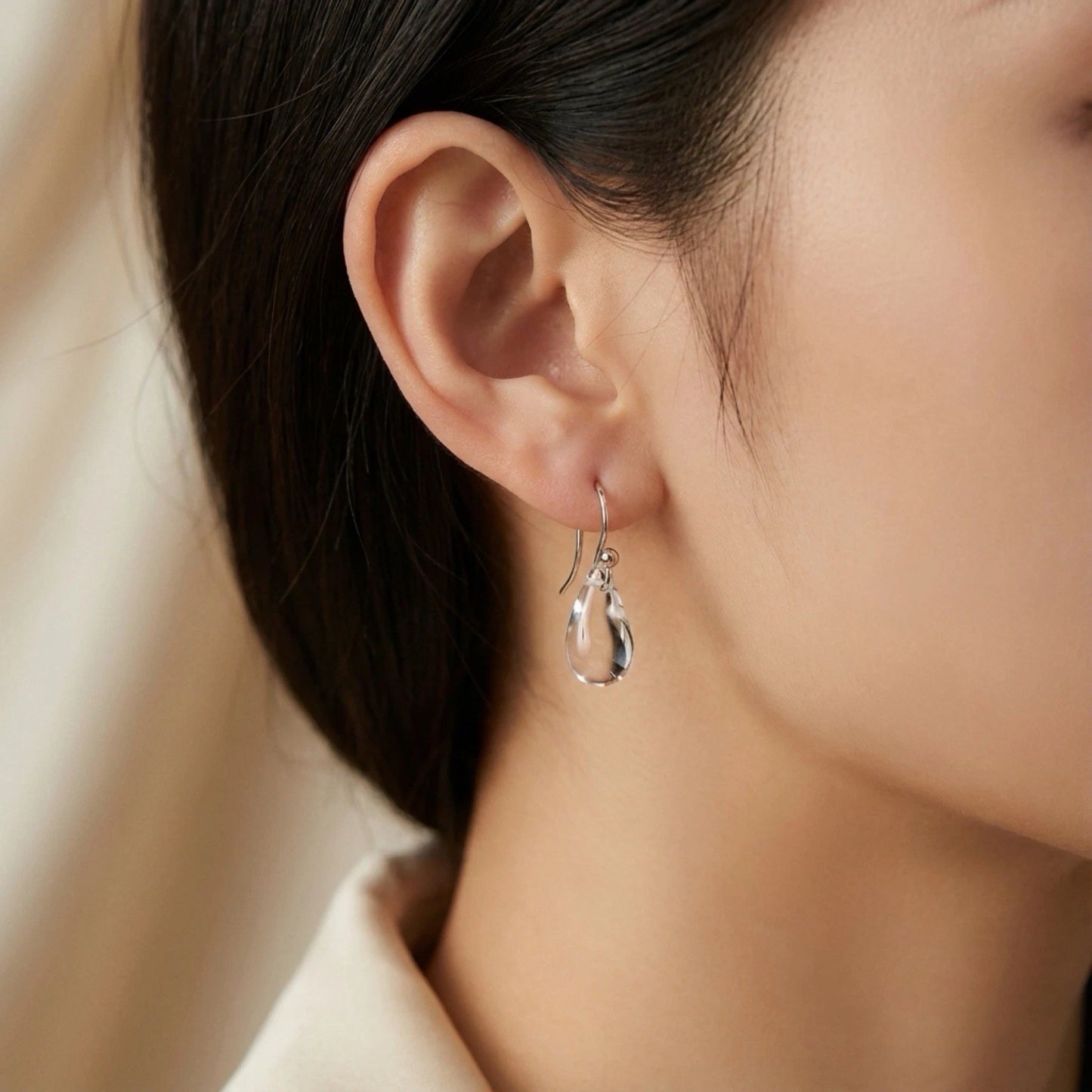 RARE Tiffany & Co. Elsa Peretti Platinum Crystal Rock Teardrop Pierced Earrings