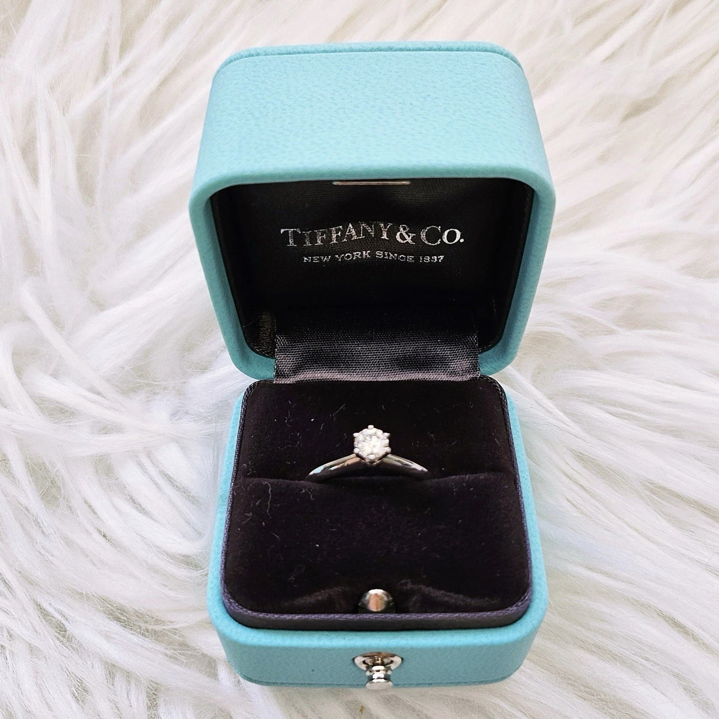 $3,500 Tiffany & Co. Solitaire Platinum Diamond Engagement Ring .33 TCW H VVS1