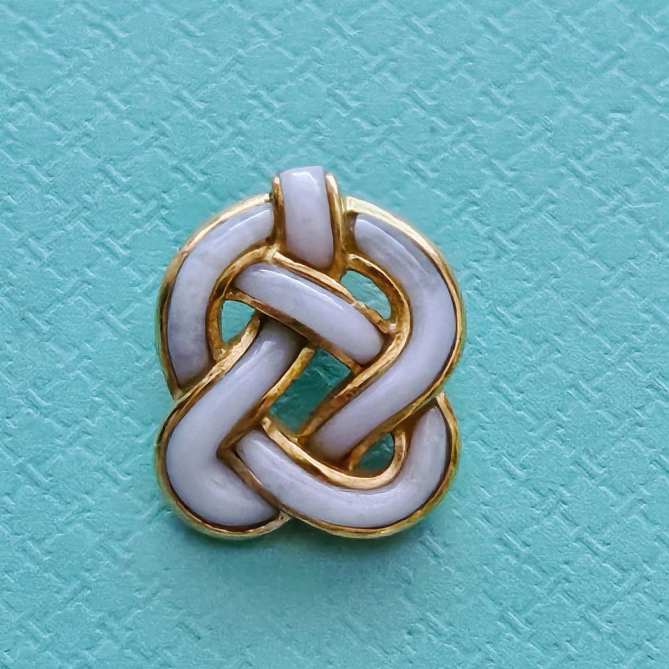 RARE Tiffany & Co. Vintage 18k Yellow Gold Sculpture Knot Moon Stone Pendant