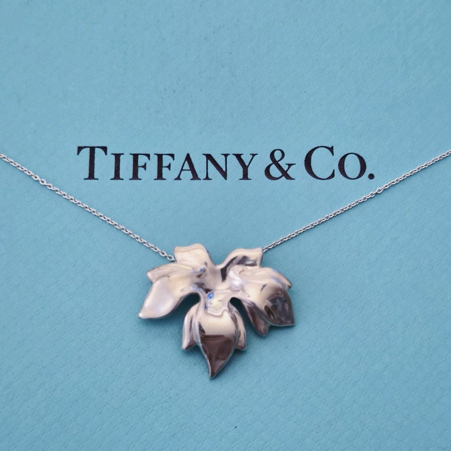 RARE Vintage Tiffany & Co. Maple Leaf Sterling Silver Pendant Necklace