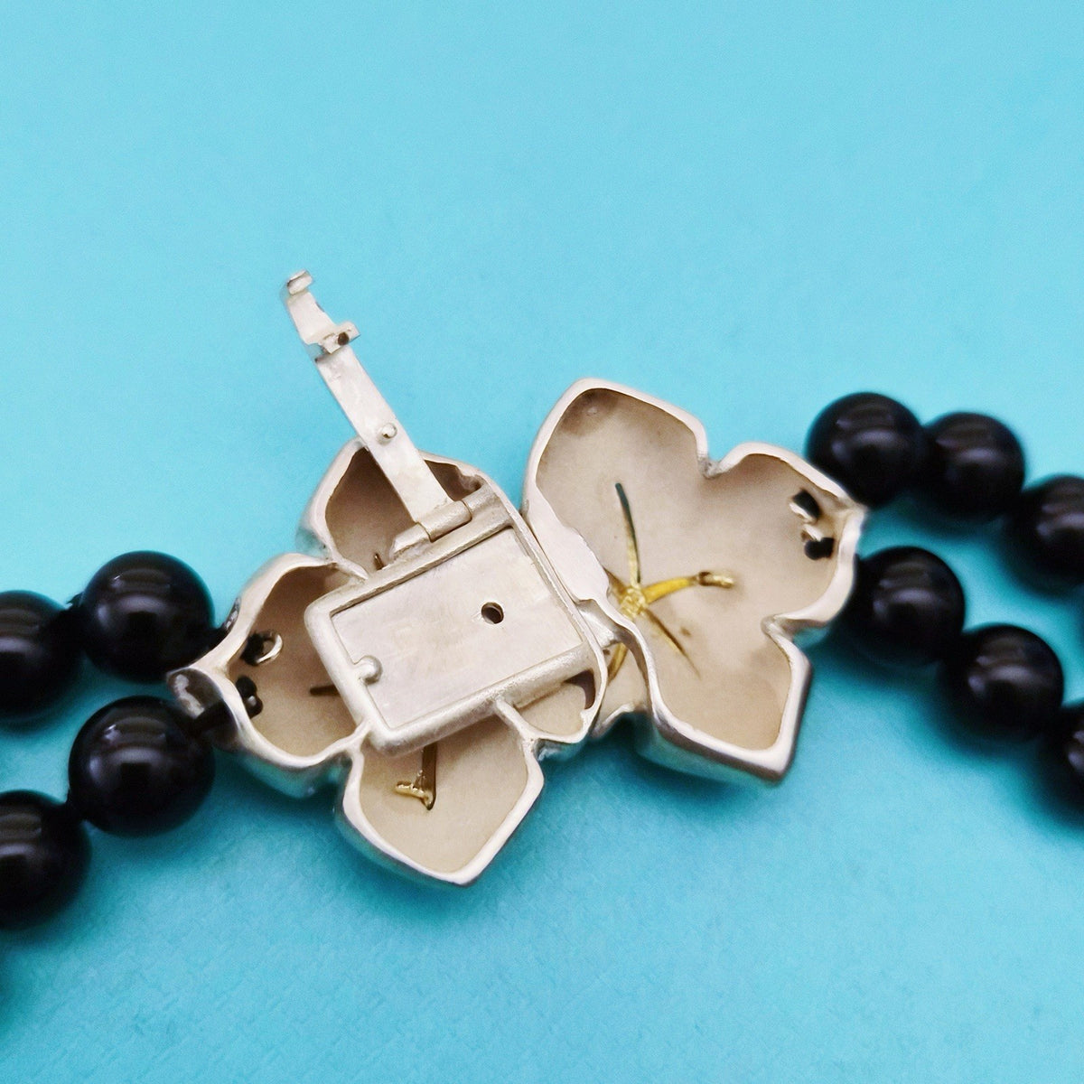 RARE Vintage Tiffany & Co. Black Onyx Bead Starfish 18K Gold Silver Necklace
