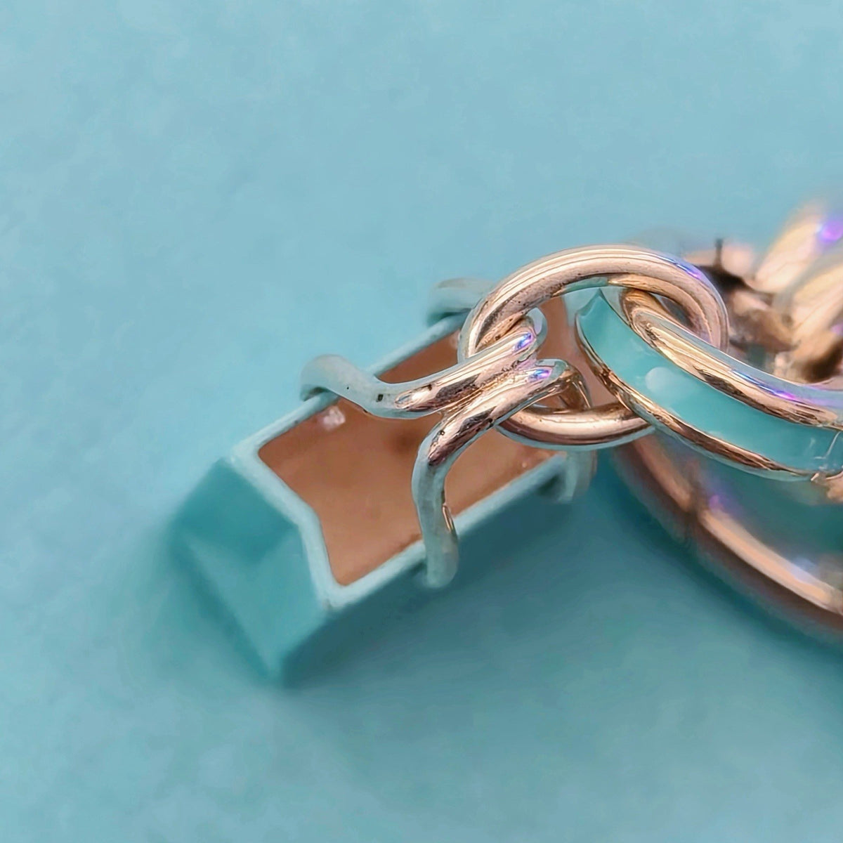 RARE Tiffany & Co Blue Enamel Clasping Oval Link Silver Bracelet w/ Charms