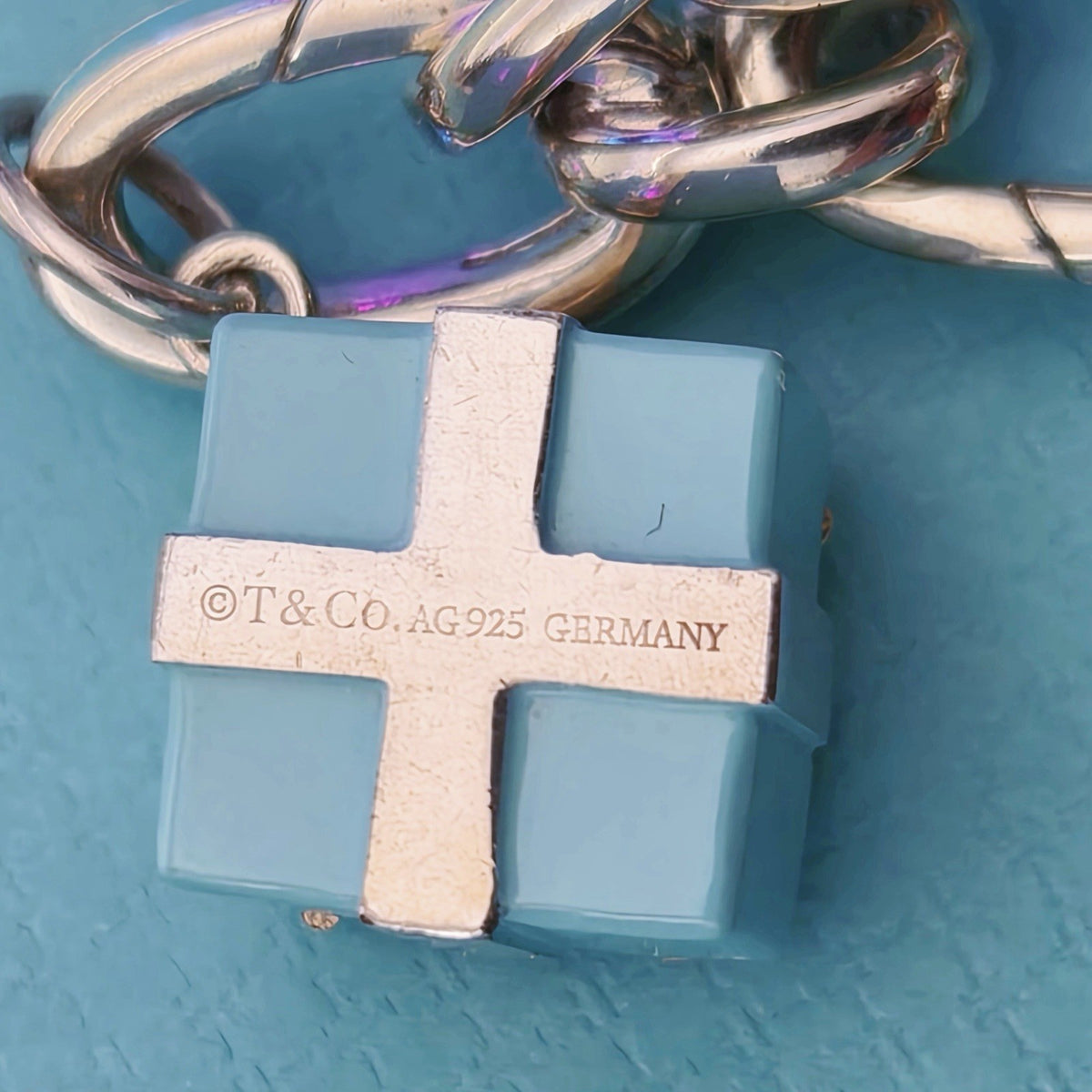RARE Tiffany & Co Blue Enamel Clasping Oval Link Silver Bracelet w/ Charms