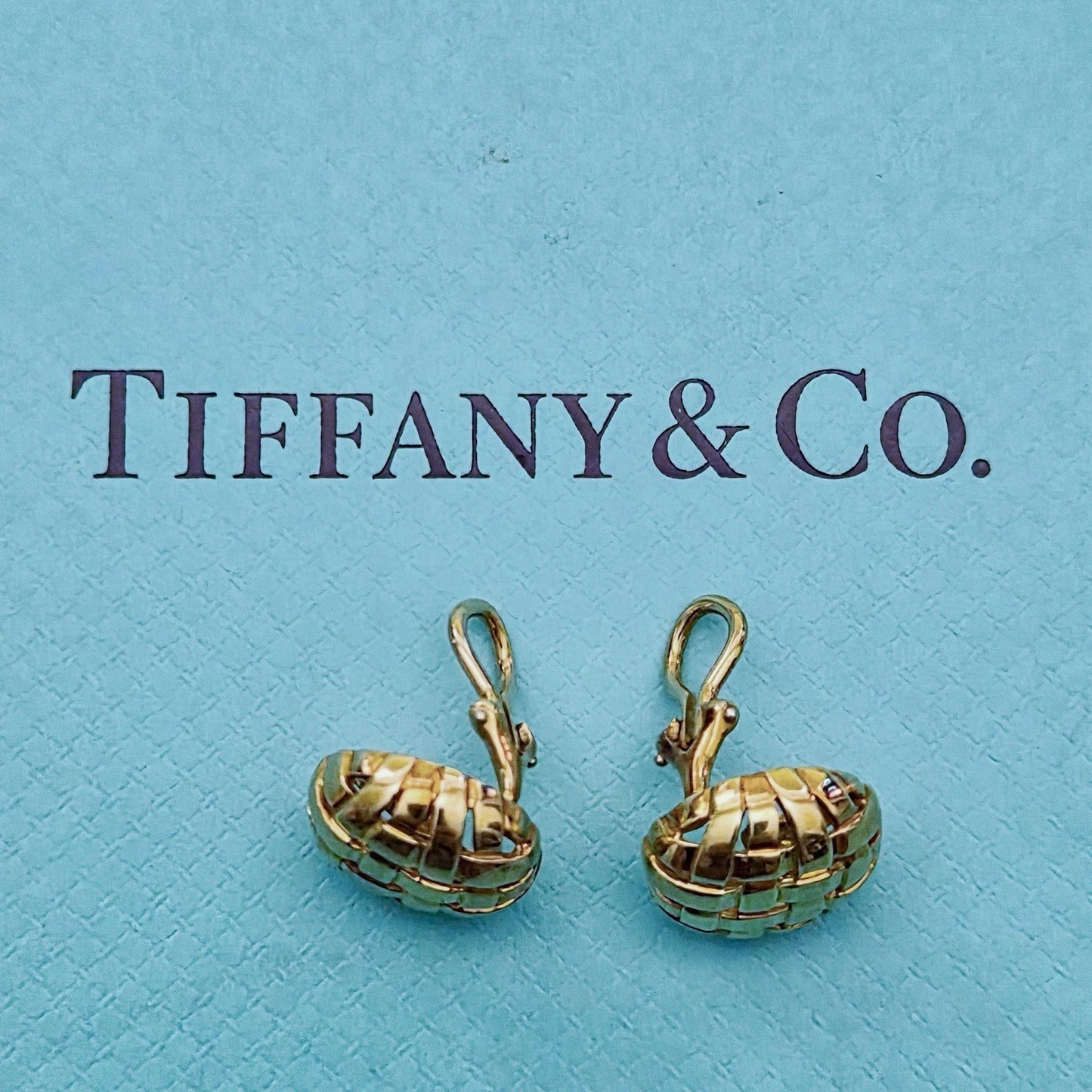 Vintage 1995 Tiffany & Co. Vannerie 18K Yellow Gold Clip-On Earrings
