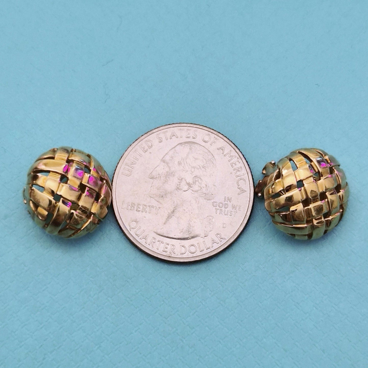 Vintage 1995 Tiffany & Co. Vannerie 18K Yellow Gold Clip-On Earrings