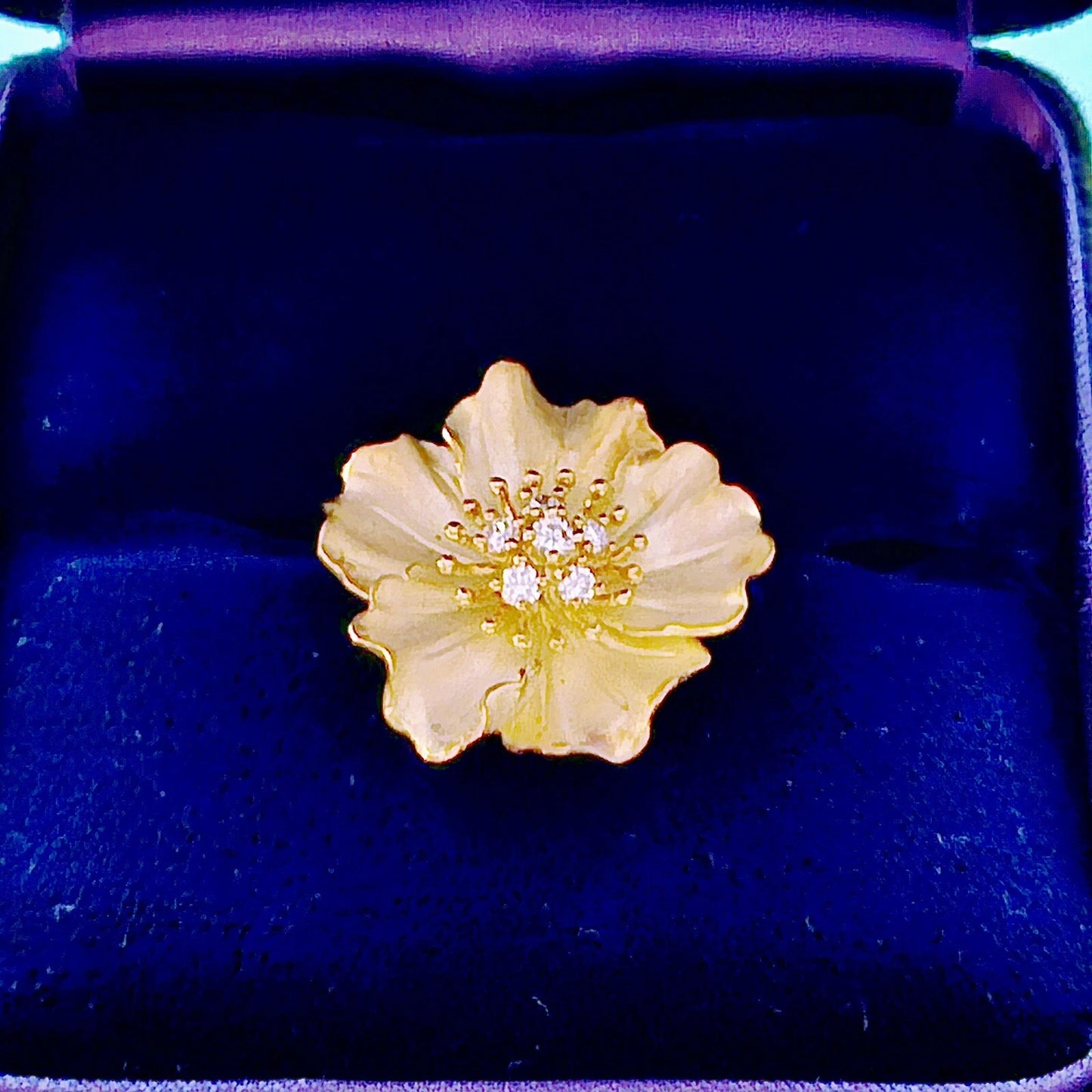 RARE Tiffany & Co. 18K Yellow Gold Diamond Dogwood Flower Brooch Pendant .35 TCW