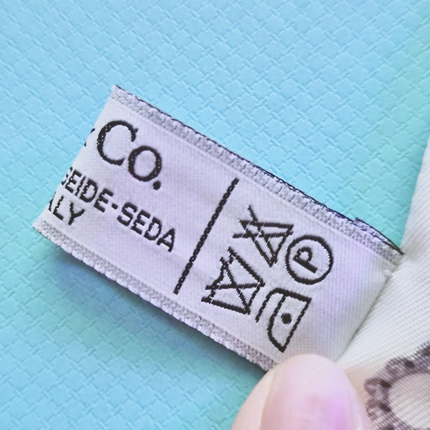 Authentic Retired Tiffany & Co. 100% Silk Ribbon Tilly Bandeau Scarf