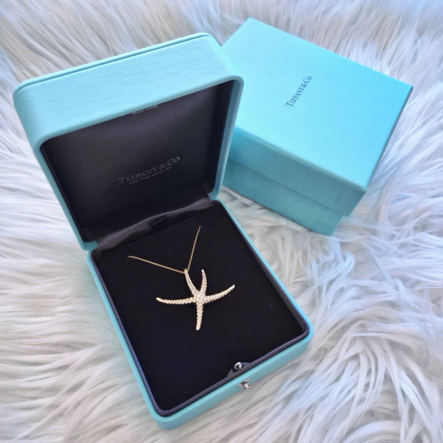 Vintage Tiffany & Co. Elsa Peretti 18k Pave Diamond Large Starfish Necklace
