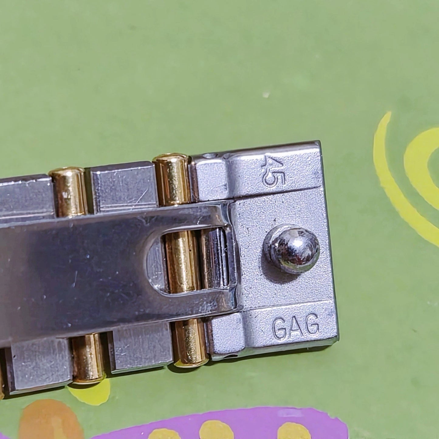 RARE Vintage Omega Constellation 2 Tone 18k SS Diamond Bezel Quartz Watch