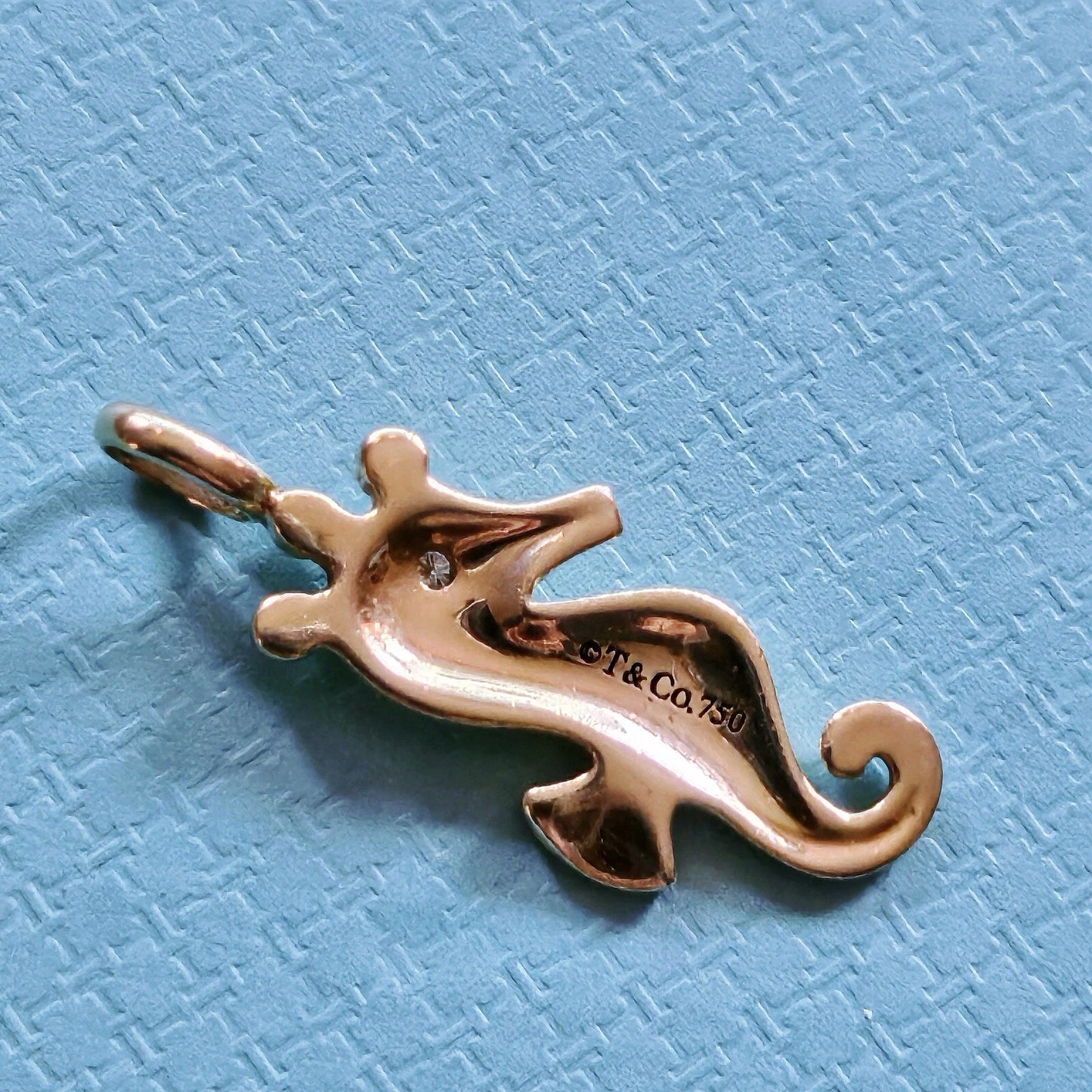 EXTREMELY RARE Tiffany & Co. 18k Yellow Gold Diamond Seahorse Charm Pendant
