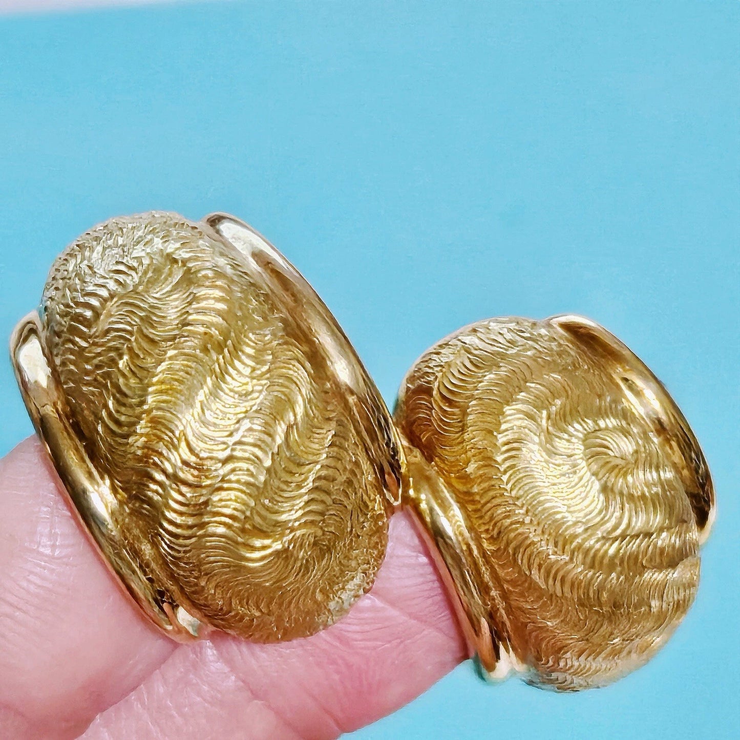 RARE Vintage 1990s Tiffany & Co. 18k Yellow Gold Textured Clip Hoop Earrings