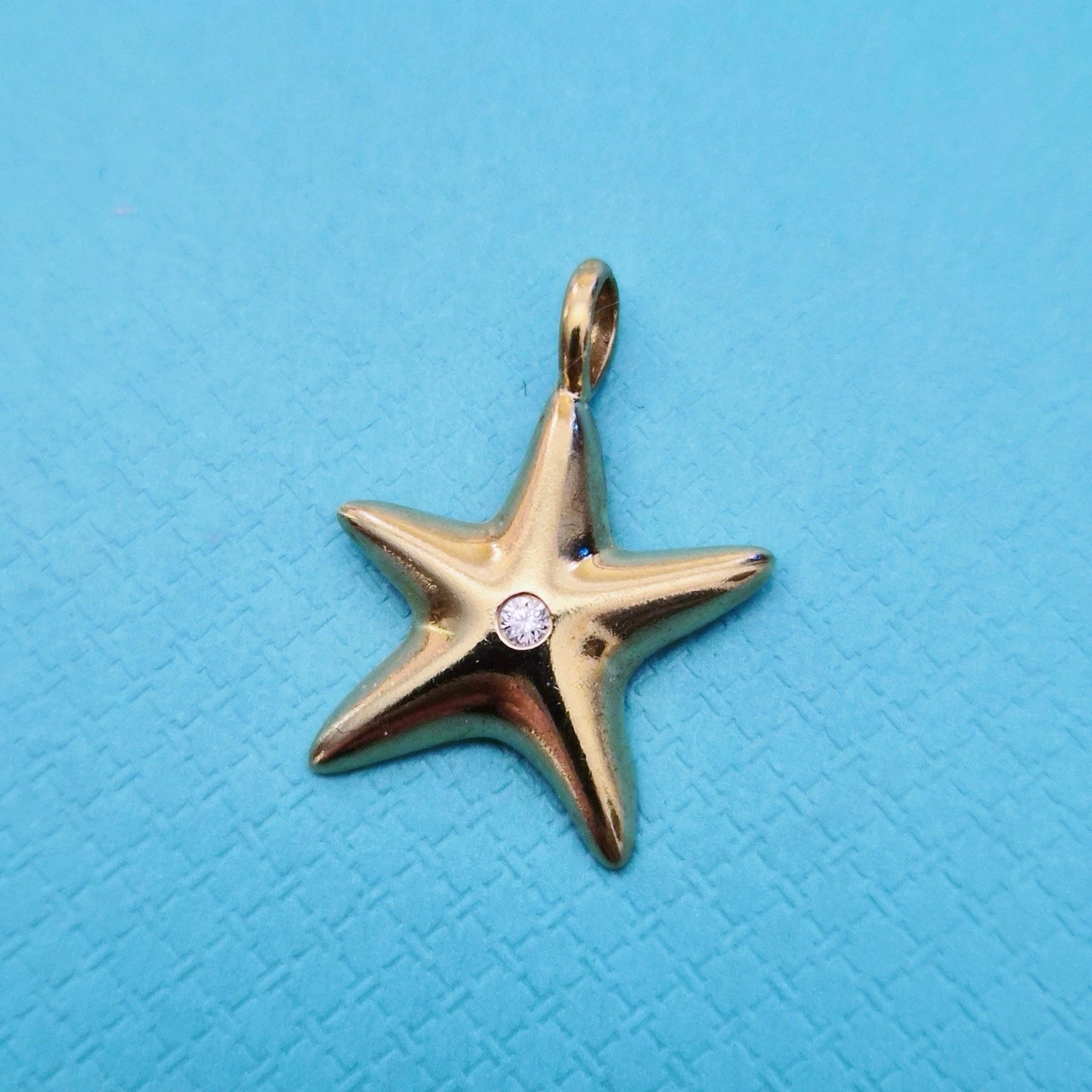 RARE Tiffany & Co. Starfish Diamond 18K Yellow Gold Charm Pendant