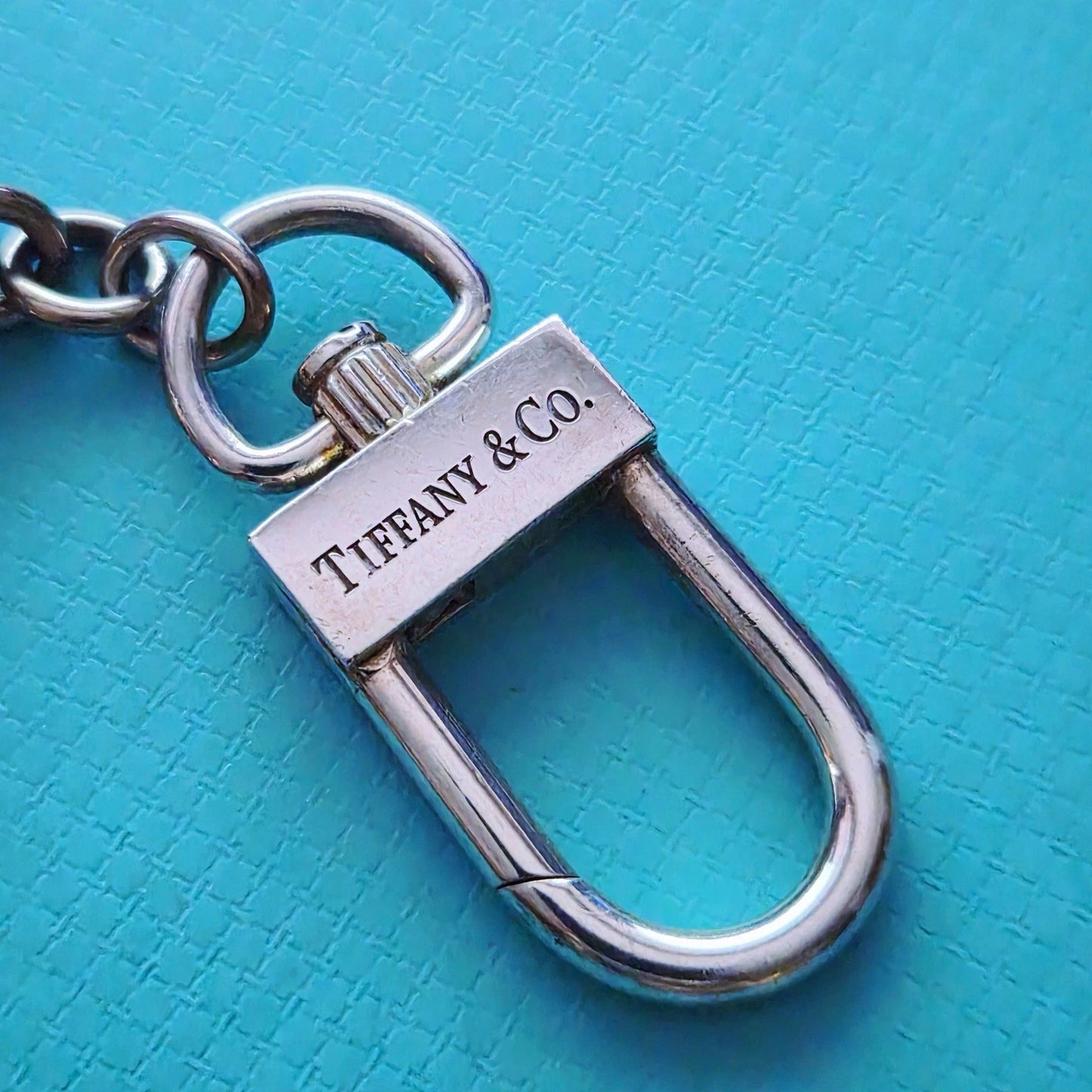 RARE Tiffany & Co. Return To Tiffany Double Heart Blue Leather Keychain Key Ring