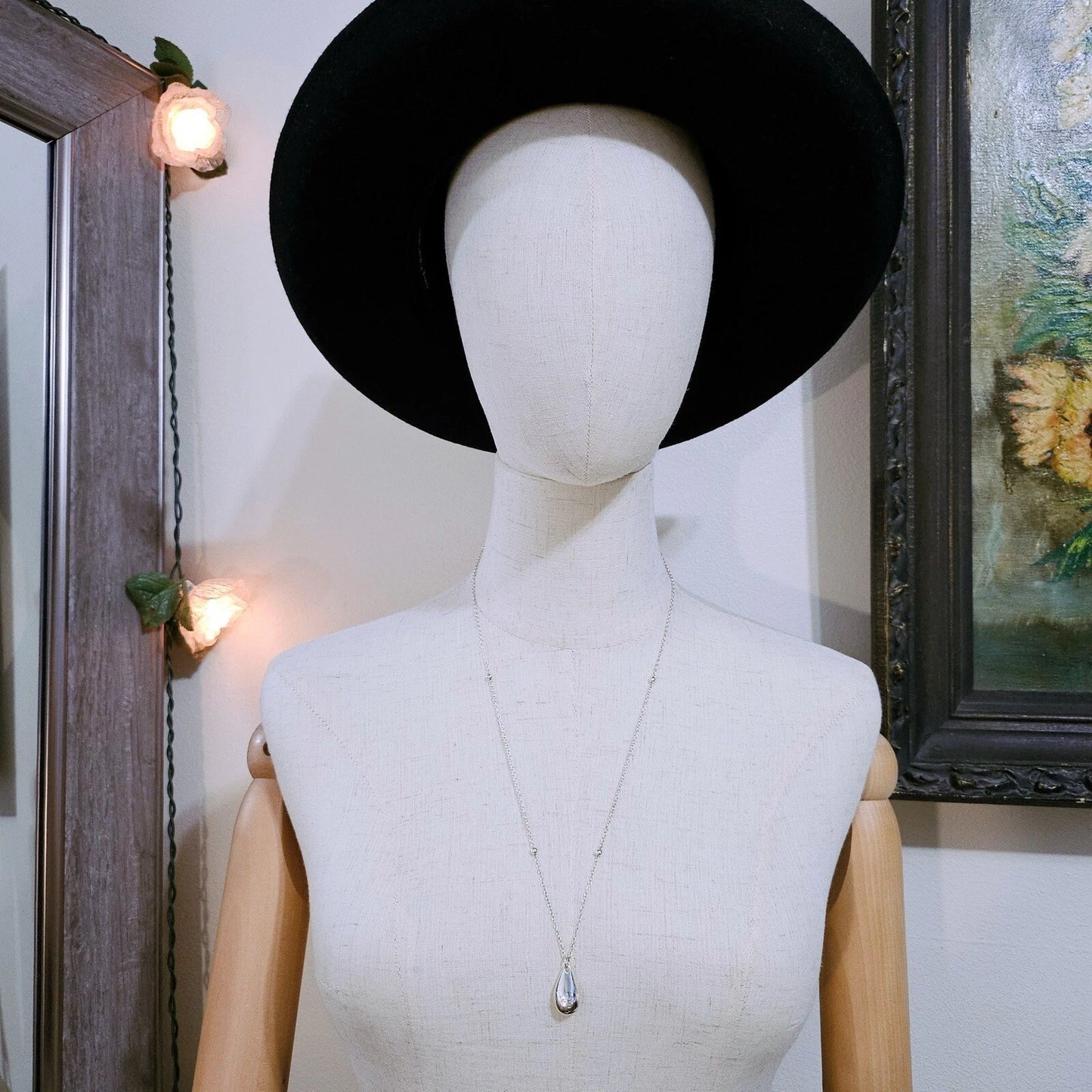 Vintage Tiffany & Co. Elsa Peretti Teardrop Silver Bead Necklace 23.5”