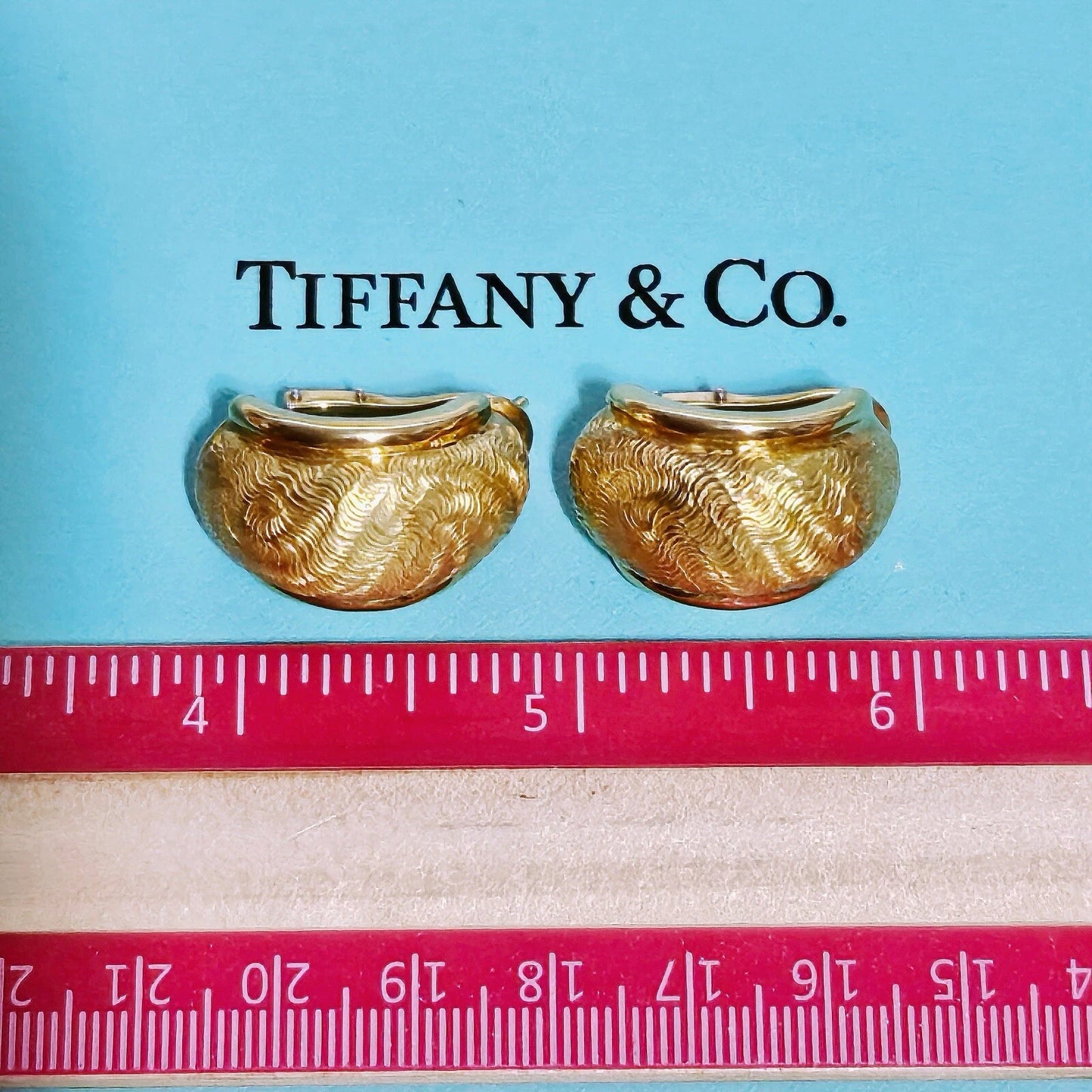 RARE Vintage 1990s Tiffany & Co. 18k Yellow Gold Textured Clip Hoop Earrings