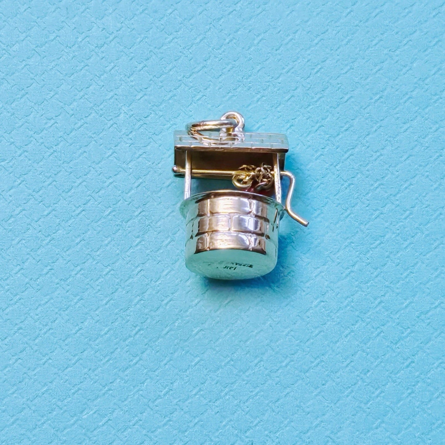 RARE Vintage Tiffany & Co. 14k Yellow Gold Wishing Well Love Enamel Heart Charm Pendant