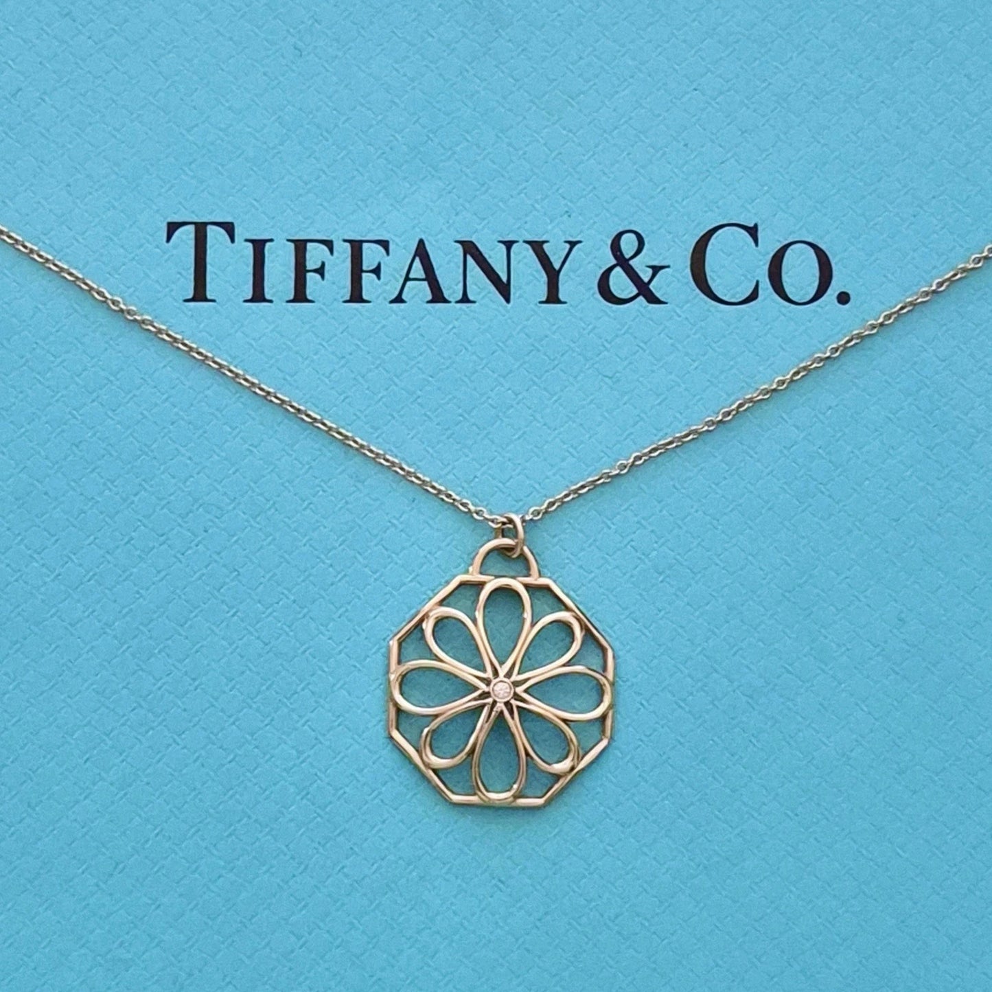 $2,500 Tiffany & Co. Octagonal Flower Petals Openwork 18k Gold with Diamond Accent