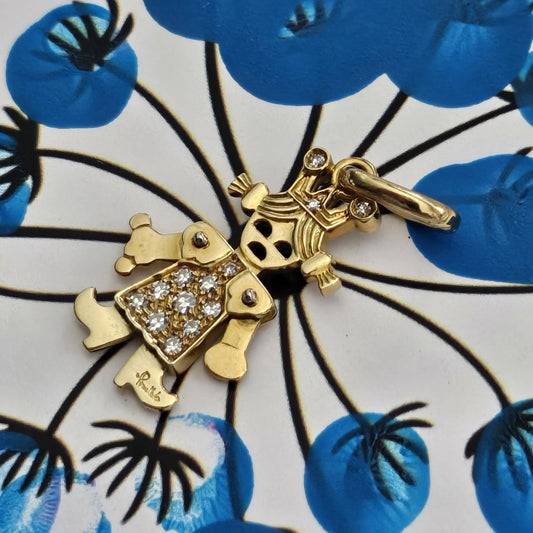RARE Pomellato Jewelry Queen Diamond 18k Yellow Gold Charm Pendant Movable Arms