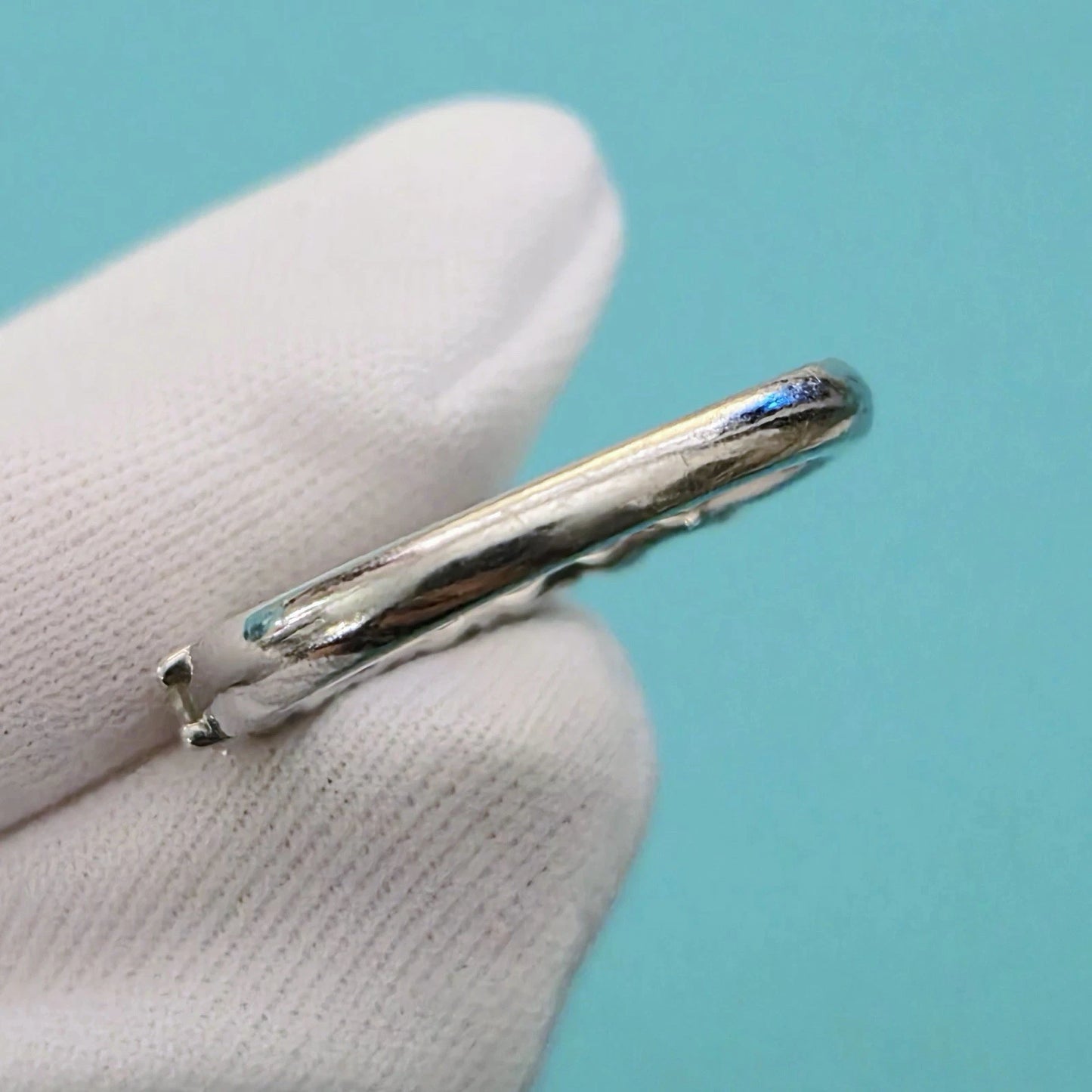 $12,300 Tiffany & Co. Embrace Half Circle Platinum .91 ct 3.5mm Wedding Ring