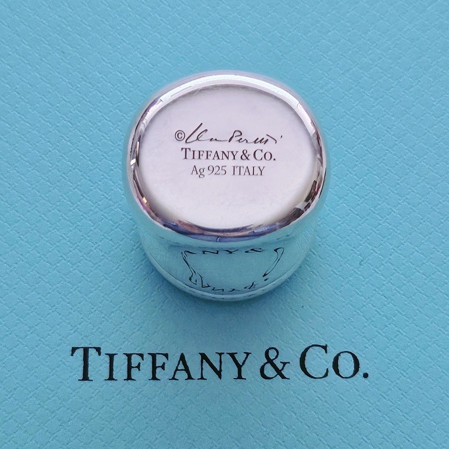 Tiffany & Co. Elsa Peretti Thumbprint Pillbox Sterling Silver