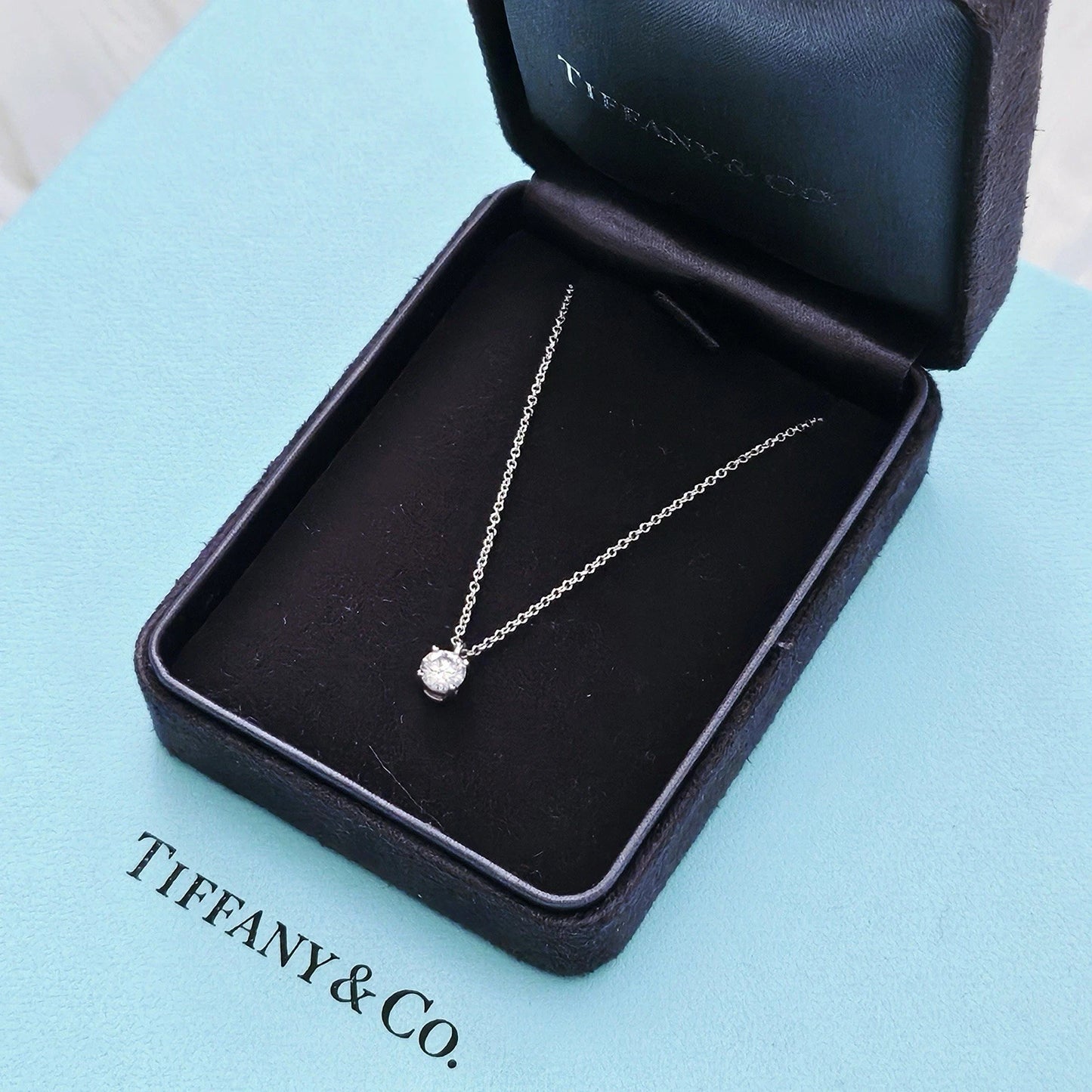 $4,510 Tiffany & Co. Round Brilliant Diamond Solitaire 0.36 ct Platinum Necklace