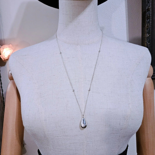 Vintage Tiffany & Co. Elsa Peretti Teardrop Silver Bead Necklace 23.5”