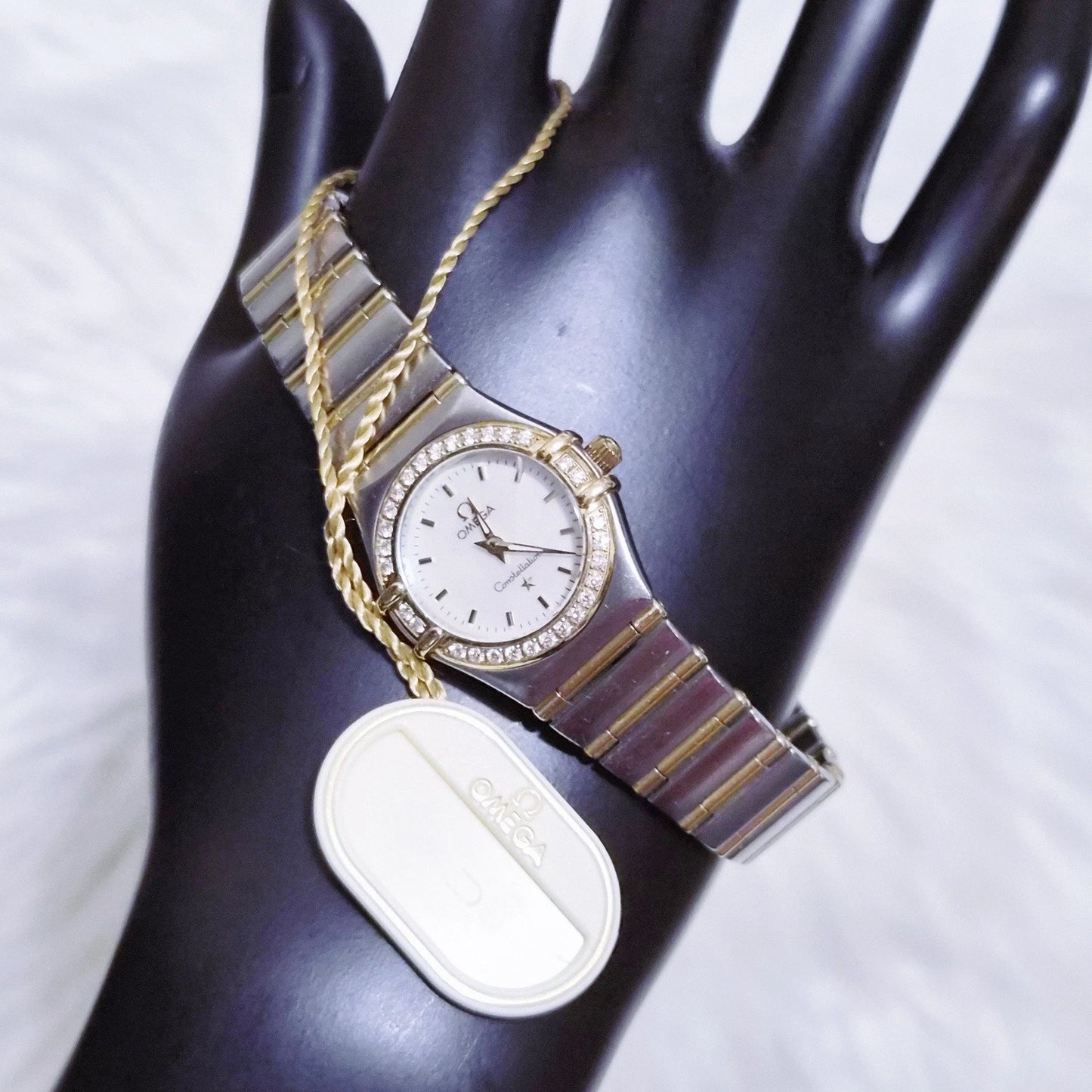 RARE Vintage Omega Constellation 2 Tone 18k SS Diamond Bezel Quartz Watch