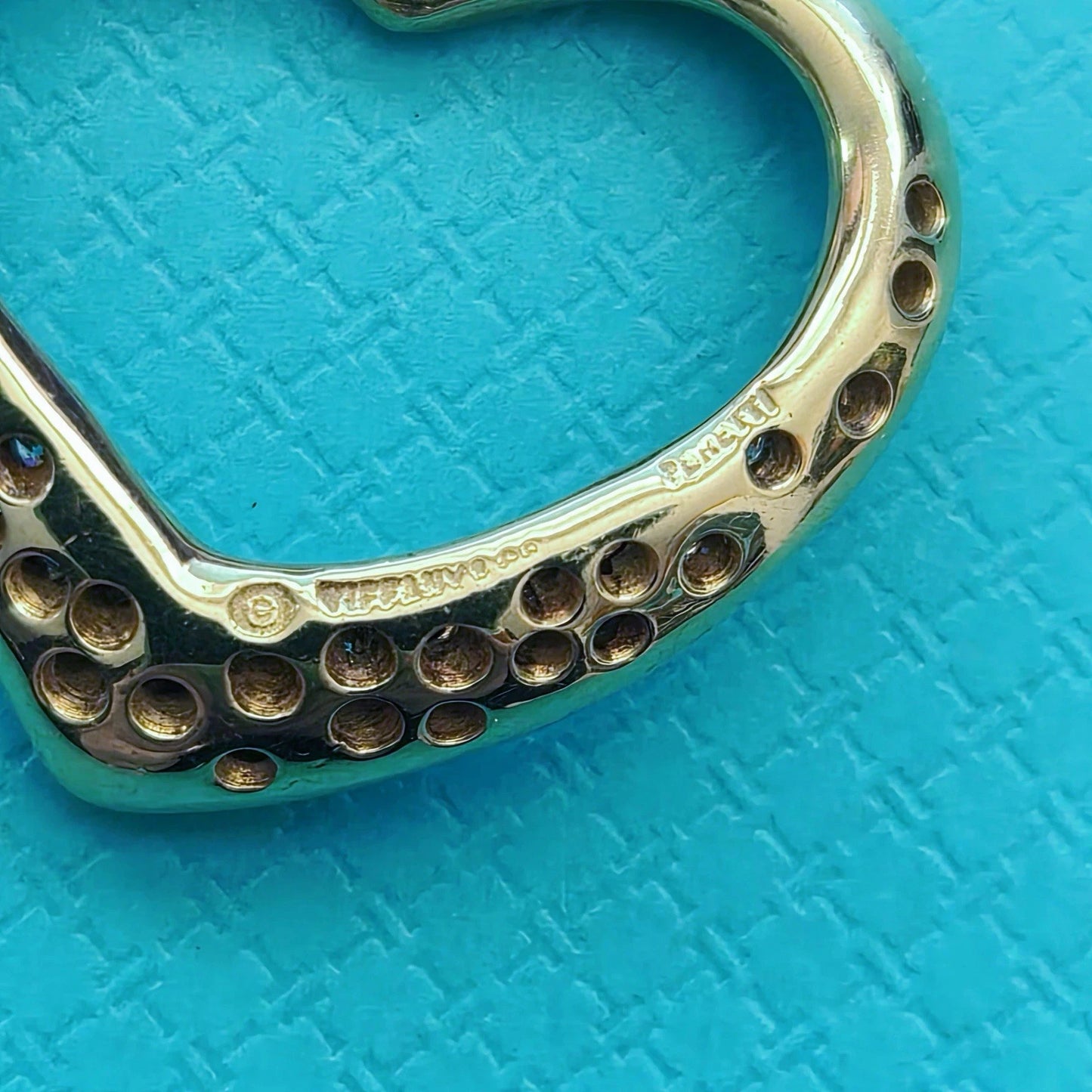 Tiffany & Co. Elsa Peretti 18K Gold Diamond Open Heart 29 Diamonds Pendant