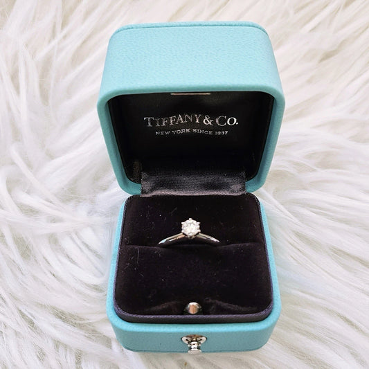 $3,500 Tiffany & Co. Solitaire Platinum Diamond Engagement Ring .33 TCW H VVS1