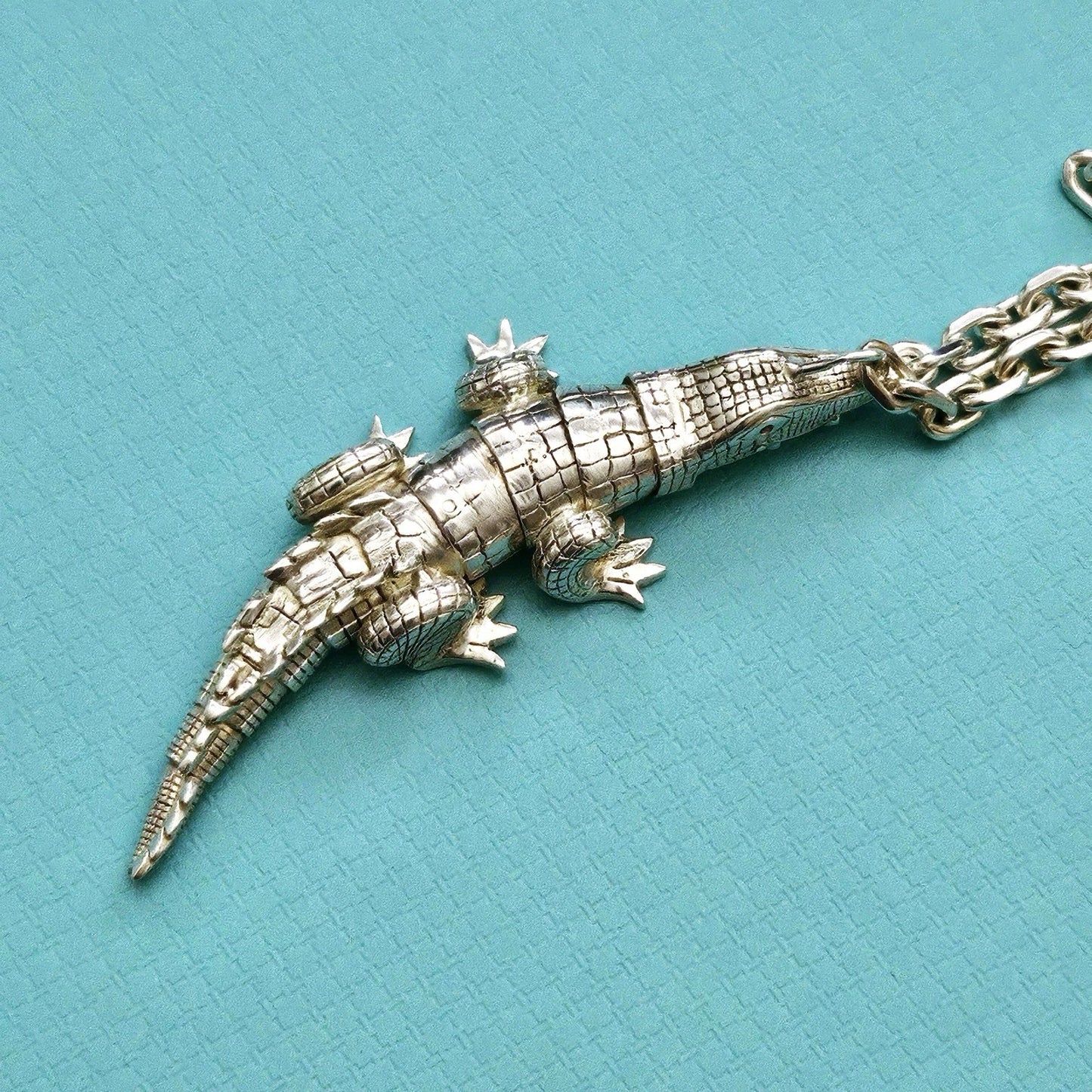ULTRA RARE Vintage Tiffany & Co. Alligator Crocodile Silver Charm Key Chain