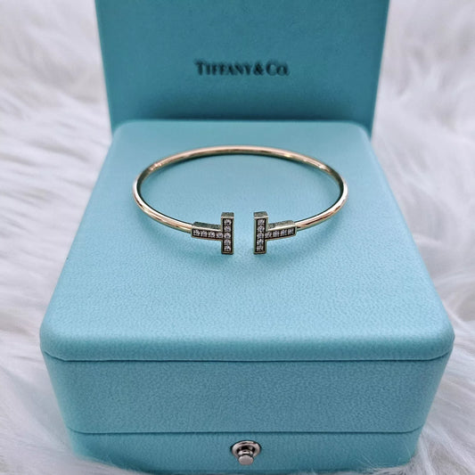 $5,400++ Tiffany & Co. Tiffany T Diamond Wire 18k Rose Gold Bangle Bracelet