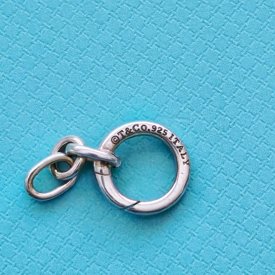 ULTRA RARE Tiffany & Co. Circle Round Clasping Link Silver Bracelet 7.25"